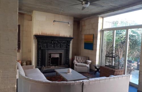 Qala Bed & Breakfast | Charming B&B Dar Ta Zeppi