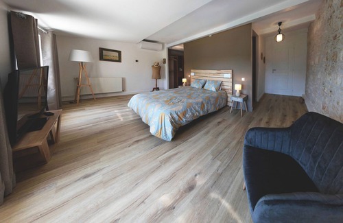 Balanzac Bed & Breakfast | Charming "Bambou" bed and breakfast between Sainte and Royan with swimming pool