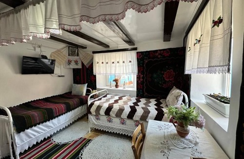 Moldova Bed & Breakfast | Charming bed & breakfast in Băcioi with WiFi, AC