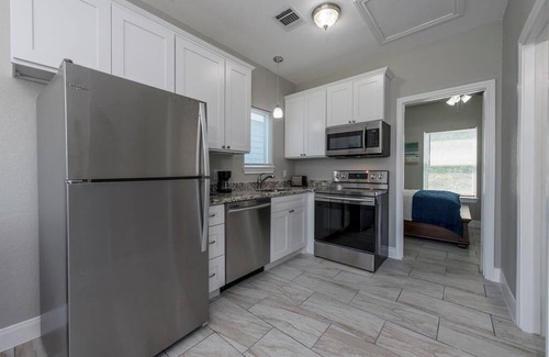 San Leon Cabin | Charming cabin with full kitchen! Unit 6/6