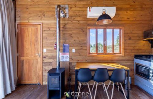 Anitapolis House | Charming Chalet w/Jacuzzi Hot Tub VST024