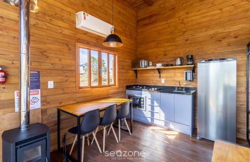 Anitapolis House | Charming Chalet w/Jacuzzi Hot Tub VST024