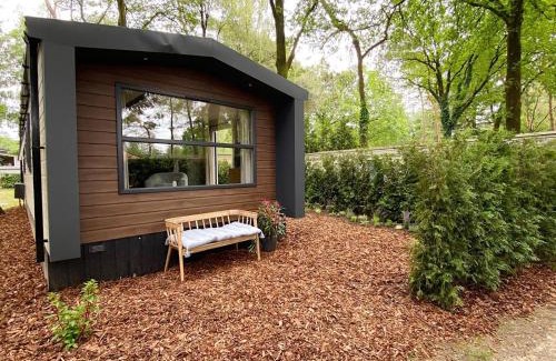 Bosgebied Hoenderloo Apartment | Charming Chalet on Park with Swimming Pool Restaurant and Bowling - Nationaal Park de Hoge Veluwe - Cozy Getaway Hoenderloo