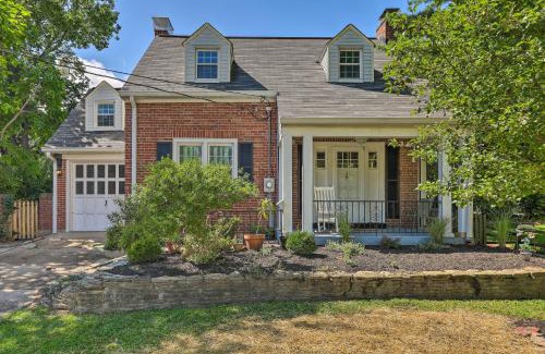 Roselawn Finance House | Charming Cincinnati Home Less Than 10 Mi to Downtown!