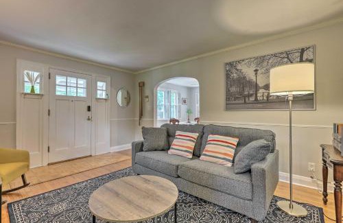 Roselawn Finance House | Charming Cincinnati Home Less Than 10 Mi to Downtown!