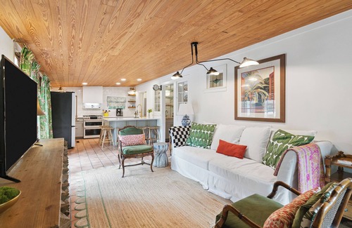 Saint Simons Heights House | Charming coastal cottage, 2 miles from beach