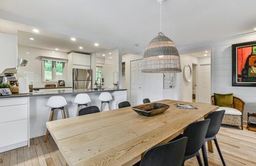 Mont-Tremblant House | Charming Condo with Mont Tremblant and Lake Views