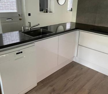 Opperdoes Apartment | Charming cottage in the village
