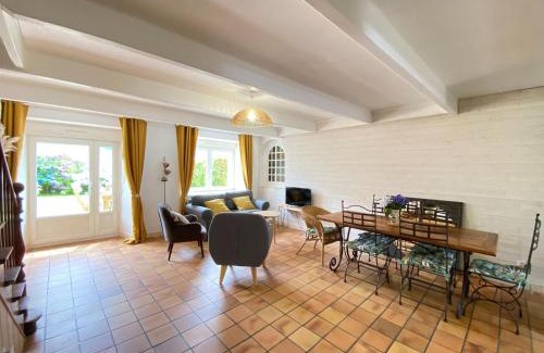 Brehal House | Charming Cottage near Mont St Michel Bay