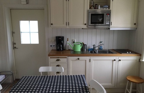 Fiskebackskil House | Charming cottage with patio