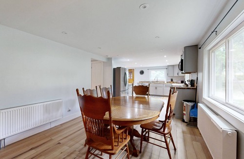 Union House | Charming Cottage with Modern Updates, BBQ Grill, and Nearby Attractions