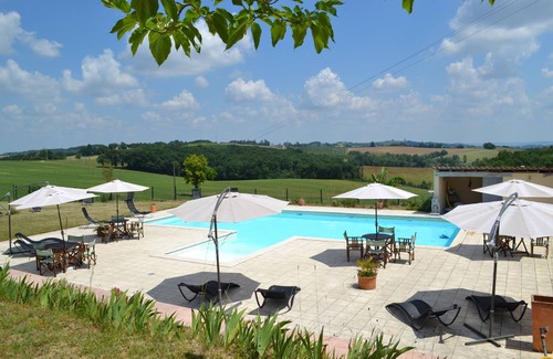 Brugnac Cottage | Charming cottages for family or groups