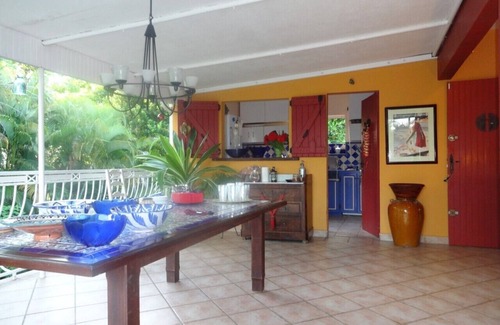 Les Abymes Villa | Charming Creole villa with pool ideal location to visit the entire island