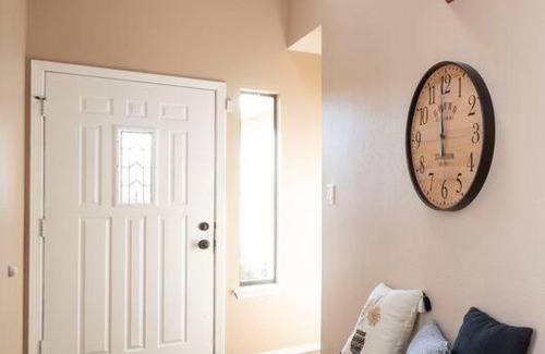 Mesilla Park House | Charming desert oasis with pool!