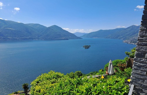 Ronco sopra Ascona House | Charming detached house on a fantastic hillside location with magnificent views