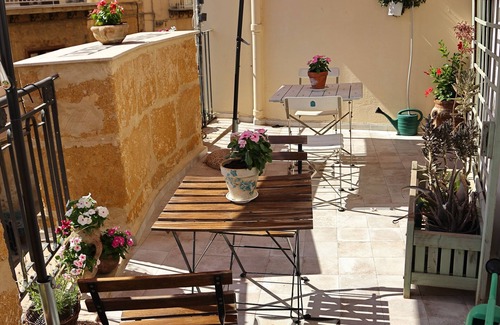 Agrigento Apartment | Charming downtown - Historic apartment for tourist rental