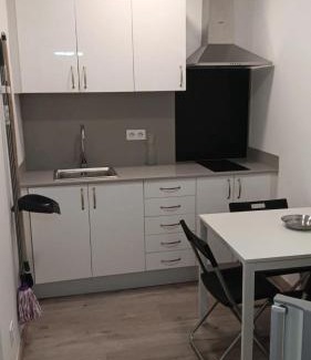 Sant Carles de la Rapita Apartment | Charming apartment in La Ràpita, 30 m² with balcony
