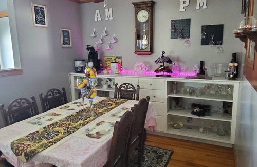 Austin House | Charming Family 1-level and pet-friendly Home