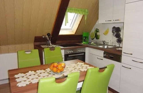 Lichtenhain House | Charming Flat in Sebnitz With Garden