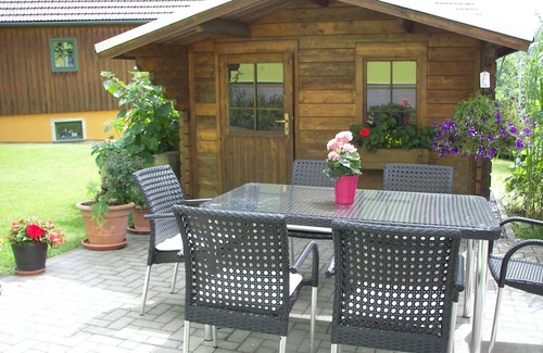 Lichtenhain House | Charming Flat in Sebnitz With Garden
