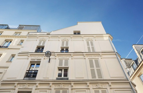 Strasbourg -Saint-Denis Apartment | Charming Flat in the Center of Paris