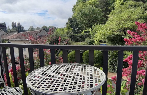 Aubeterre-sur-Dronne House | Charming house in the center of one of the most beautiful villages in France!