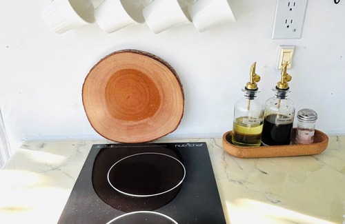 La Presa House | Charming Glamping - Stay in Style: Airstream + Views in Spring Valley