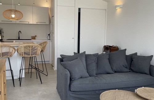 Loix House | Charming guest house plus independent bedroom with private pool on the Ile de Re