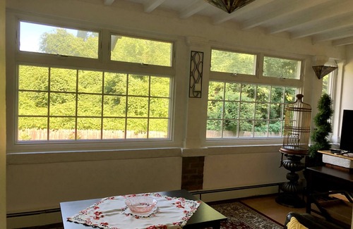 Glen Cove House | Charming guest wing in a secluded Carriage House