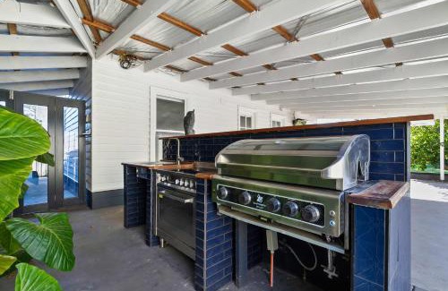 Sale House | Charming Heritage Retreat in the Heart of Sale