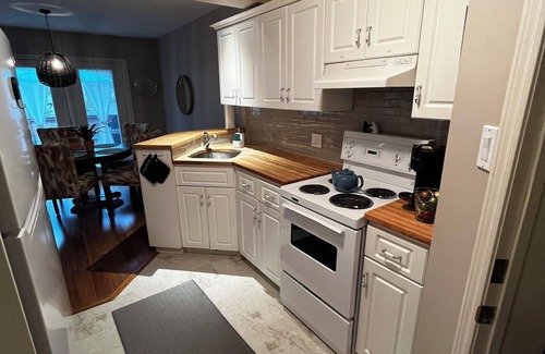 Waterloo Apartment | Charming Hideaway: 1-bedroom Apartment