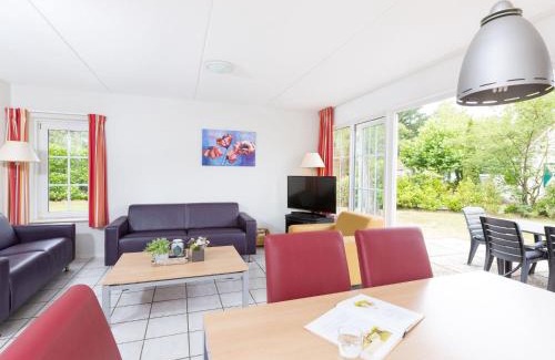 Hellendoorn House | Charming Hideaway Near Woods