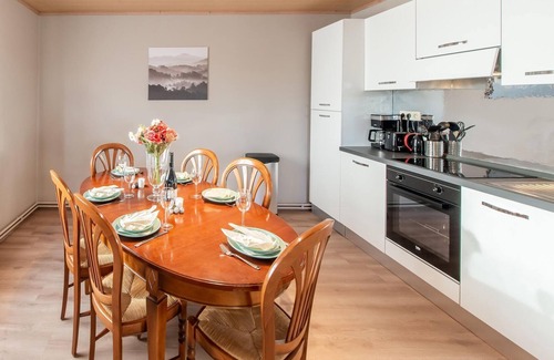 Leglise House | Charming holiday home in Léglise with garden