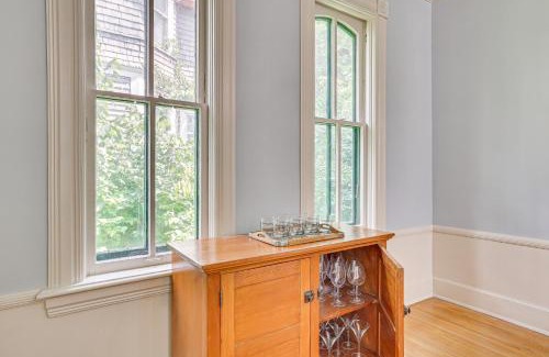 Winona House | Charming Home 3 Blocks to Winona State University