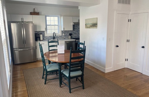 Bridgeport House | Charming Home in Seaside