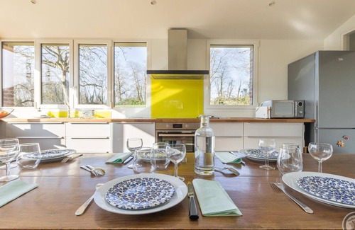 Breville-sur-Mer Cottage | Charming house near Granville with garden and terrace