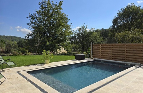 Chateau-l'Eveque Cottage | Charming house in Château-l'Évêque with private pool