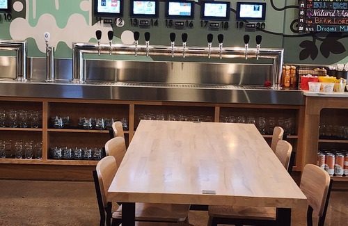 Karns House | Charming house in Knoxville for a cozy getaway!