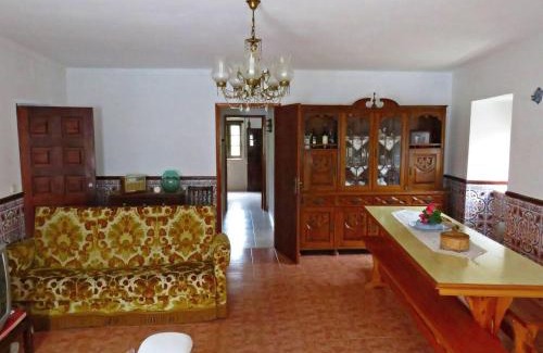 Semide House | Charming house in Miranda do Corvo + Spacious terrace