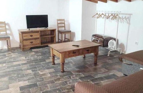 Redondo House | Charming House in Redondo + Air Conditioned