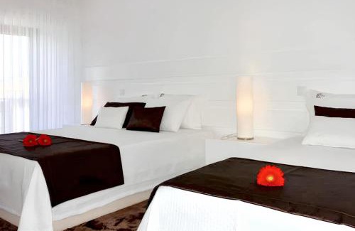 Riba de Mouro House | Charming house in Riba de Mouro with terrace and parking