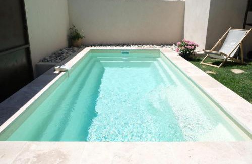 Aureille Villa | charming house with private pool in the heart of the village of aureille in the alpilles, 6 people.