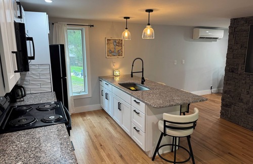 Baileyville Cottage | Charming lake front 2-bedroom cottage in serene Alexander with WiFi, AC