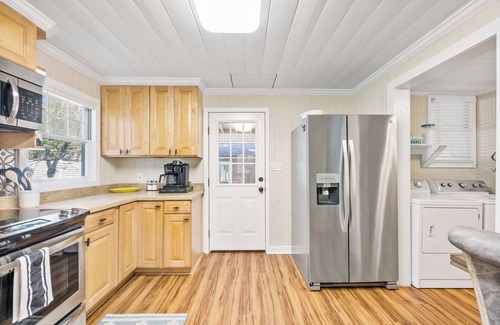 Murrells Inlet House | Charming Little Hideaway in the Heart of Murrells Inlet!