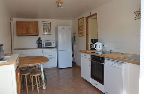 Plevenon House | Charming longère, quiet location, sleeps 10-12, Cap Fréhel. Beaches and GR 34 5 minutes away.