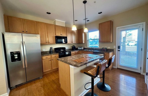 Chapel Hill House | Charming Modern Townhouse - Chapel Hill