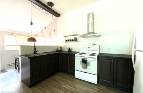 New Denver Apartment | Charming New Denver suite