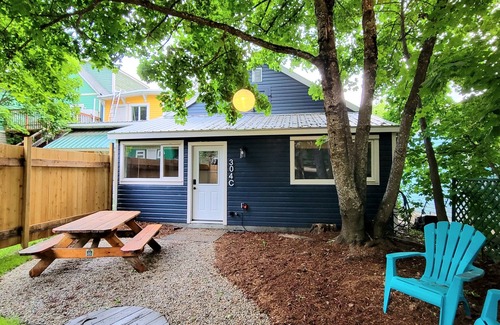 New Denver Apartment | Charming New Denver suite