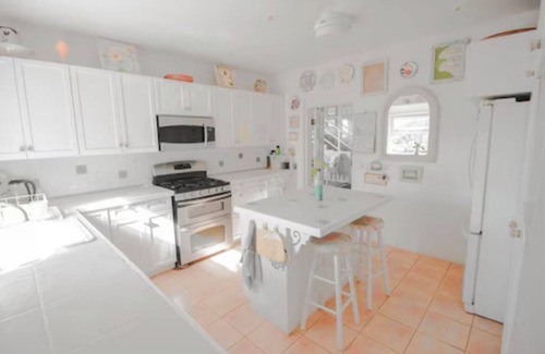 Nassau House | Charming ocean-front beach villa w/private pool/hot tub plus SPECTACULAR VIEW!