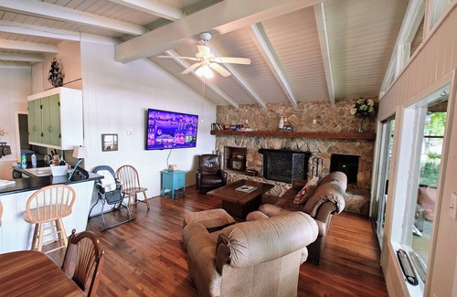 Mayhew House | Charming Original Lake Norman Cabin in Great Location - Come relax and enjoy!